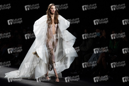 Claro Couture Fashion Show auf der 75. Mercedes-Benz Fashion Week Madrid