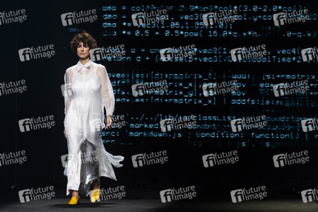 Otrura Fashion Show auf der 75. Mercedes-Benz Fashion Week Madrid