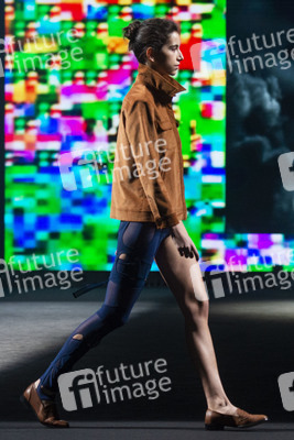 Otrura Fashion Show auf der 75. Mercedes-Benz Fashion Week Madrid