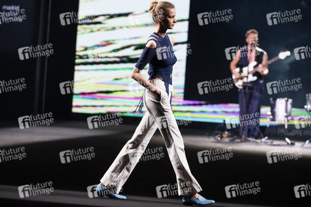 Otrura Fashion Show auf der 75. Mercedes-Benz Fashion Week Madrid