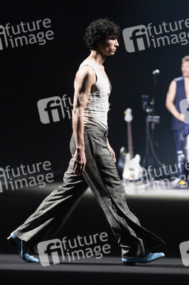Otrura Fashion Show auf der 75. Mercedes-Benz Fashion Week Madrid