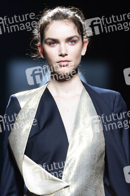 Otrura Fashion Show auf der 75. Mercedes-Benz Fashion Week Madrid