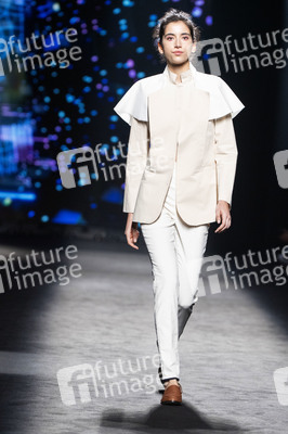 Otrura Fashion Show auf der 75. Mercedes-Benz Fashion Week Madrid