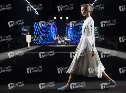 Otrura Fashion Show auf der 75. Mercedes-Benz Fashion Week Madrid