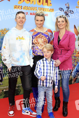 Filmpremiere 'Die Häschenschule - Der große Eierklau' in Hamburg