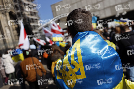 Demo gegen den Krieg in der Ukraine in Köln