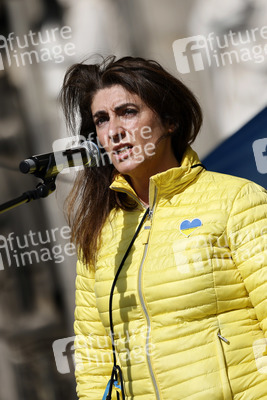 Demo gegen den Krieg in der Ukraine in Köln