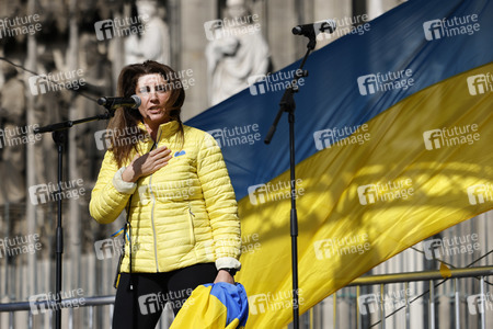 Demo gegen den Krieg in der Ukraine in Köln