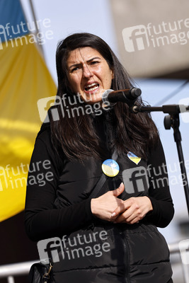 Demo gegen den Krieg in der Ukraine in Köln