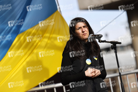 Demo gegen den Krieg in der Ukraine in Köln