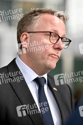 Pressestatement von Morten Bodskov im NATO Hauptquartier in Brüssel