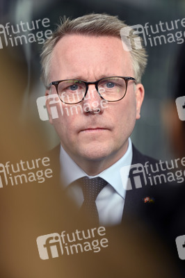 Pressestatement von Morten Bodskov im NATO Hauptquartier in Brüssel