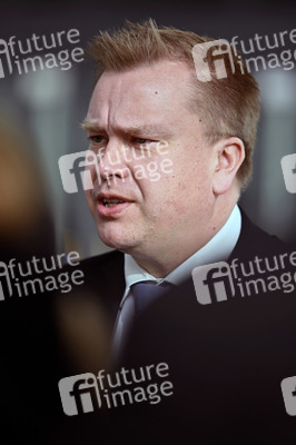 Pressestatement von Antti Kaikkonen im NATO Hauptquartier in Brüssel