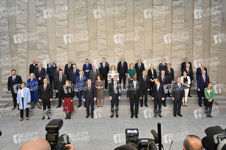 Fototermin mit den NATO-Verteidigungsministern in Brüssel