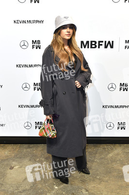 Marcel Ostertag Fashion Show auf der Berlin Fashion Week Autumn/Winter 2022