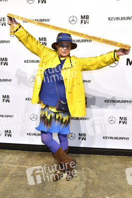 Marcel Ostertag Fashion Show auf der Berlin Fashion Week Autumn/Winter 2022