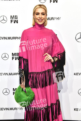 Marcel Ostertag Fashion Show auf der Berlin Fashion Week Autumn/Winter 2022