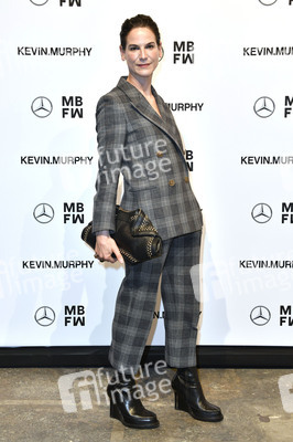 Esther Perbandt Fashion Show auf der Berlin Fashion Week Autumn/Winter 2022