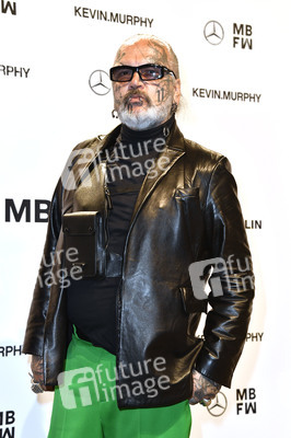 Esther Perbandt Fashion Show auf der Berlin Fashion Week Autumn/Winter 2022