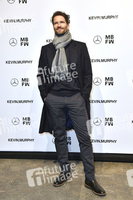 Esther Perbandt Fashion Show auf der Berlin Fashion Week Autumn/Winter 2022