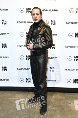 Esther Perbandt Fashion Show auf der Berlin Fashion Week Autumn/Winter 2022