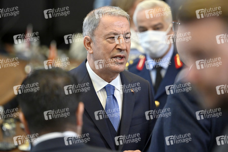Außerordentliches Treffen der NATO-Verteidigungsminister in Brüssel