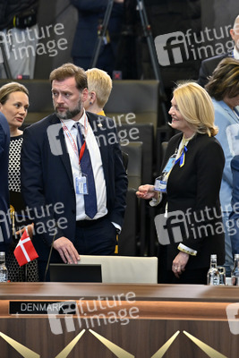 Außerordentliches Treffen der NATO-Verteidigungsminister in Brüssel
