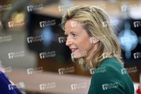 Außerordentliches Treffen der NATO-Verteidigungsminister in Brüssel