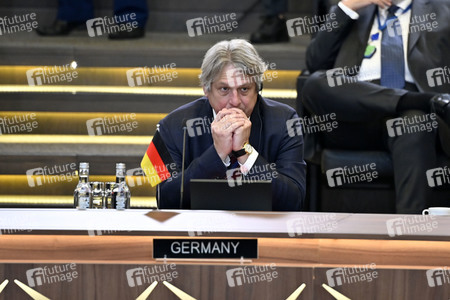 Außerordentliches Treffen der NATO-Verteidigungsminister in Brüssel