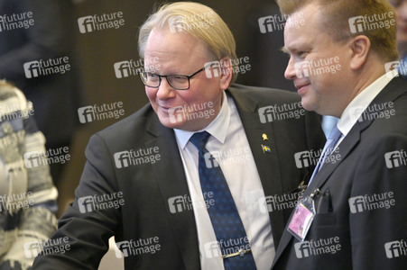 Außerordentliches Treffen der NATO-Verteidigungsminister in Brüssel