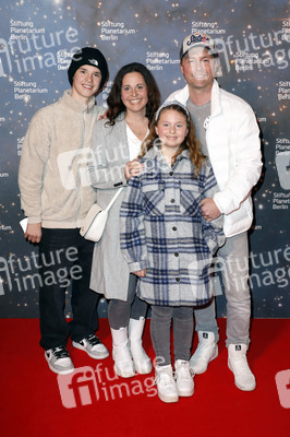 Filmpremiere 'Armstrong - Die abenteuerliche Reise einer Maus zum Mond' in Berlin