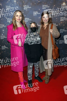 Filmpremiere 'Armstrong - Die abenteuerliche Reise einer Maus zum Mond' in Berlin