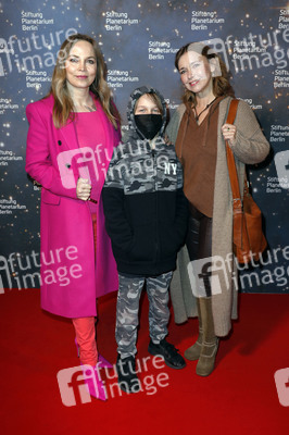 Filmpremiere 'Armstrong - Die abenteuerliche Reise einer Maus zum Mond' in Berlin