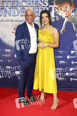 Filmpremiere 'Peterchens Mondfahrt' in Hamburg