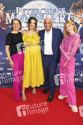 Filmpremiere 'Peterchens Mondfahrt' in Hamburg