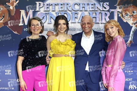 Filmpremiere 'Peterchens Mondfahrt' in Hamburg