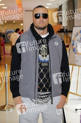 Mates Date Influencer Event auf der Berlin Fashion Week Autumn/Winter 2022