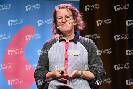 Margit Auer auf der lit.Kid. 2022 in Köln