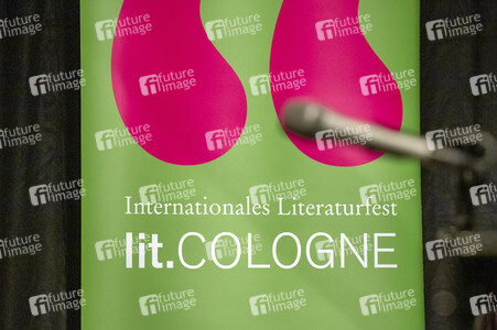 Jens Thomas und Matthias Brandt auf der lit.Cologne 2022 in Köln