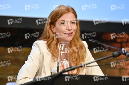 Marleen Lohse und Rufus Beck auf der lit.Cologne 2022 in Köln