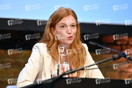 Marleen Lohse und Rufus Beck auf der lit.Cologne 2022 in Köln