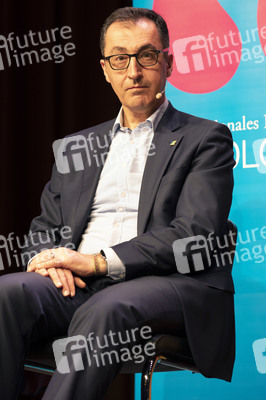 Thomas Hüetlin und Cem Özdemir auf der lit.Cologne 2022 in Köln