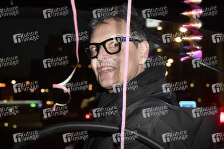Pre-Party Bustour vor dem Geburtstag von Julian F.M. Stoeckel in Berlin