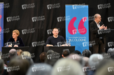 Mariele Millowitsch und Devid Striesow auf der lit.Cologne 2022 in Köln