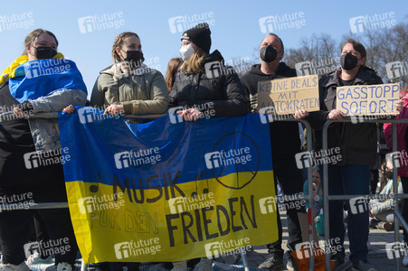 Kundgebung und Friedenskonzert 'Sound of Peace' in Berlin