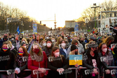 Kundgebung und Friedenskonzert 'Sound of Peace' in Berlin