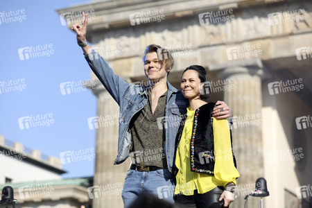 Kundgebung und Friedenskonzert 'Sound of Peace' in Berlin