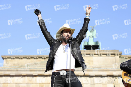 Kundgebung und Friedenskonzert 'Sound of Peace' in Berlin