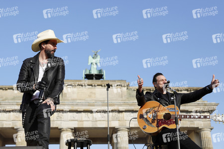 Kundgebung und Friedenskonzert 'Sound of Peace' in Berlin