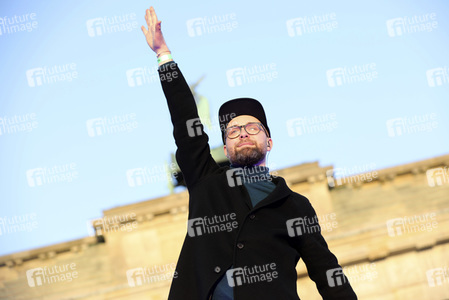 Kundgebung und Friedenskonzert 'Sound of Peace' in Berlin